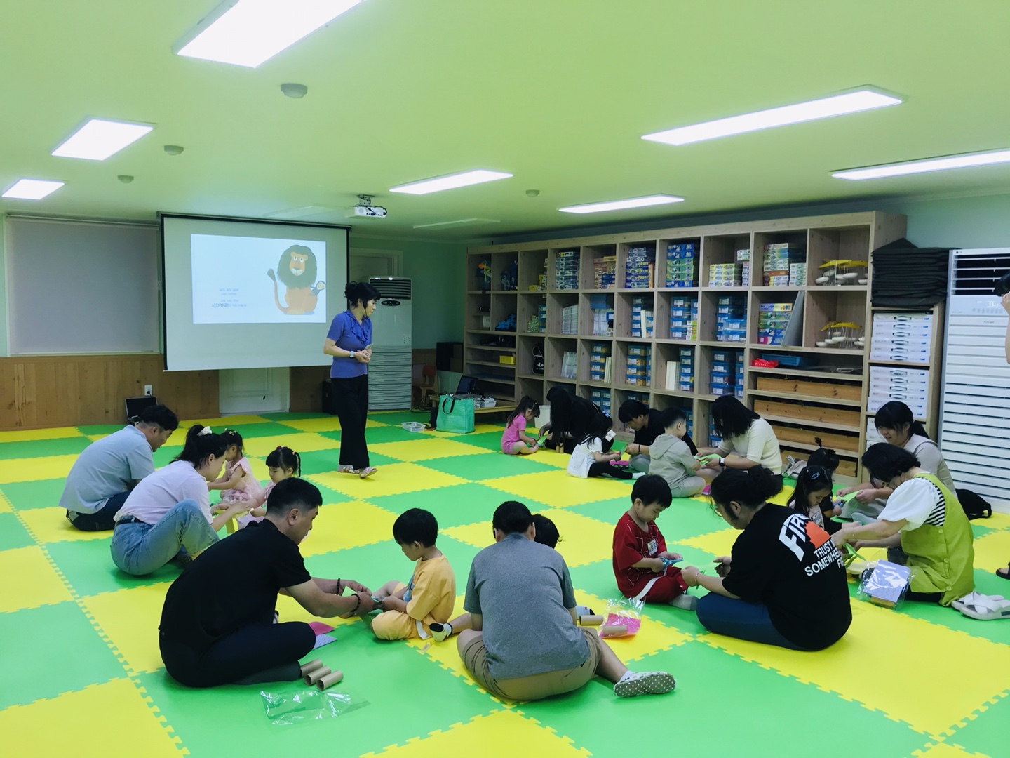 2025.06.24.[공통부모교육:엄마아빠랑 함께 놀이해요]싹뚝싹뚝 미용실 놀이해요 이미지