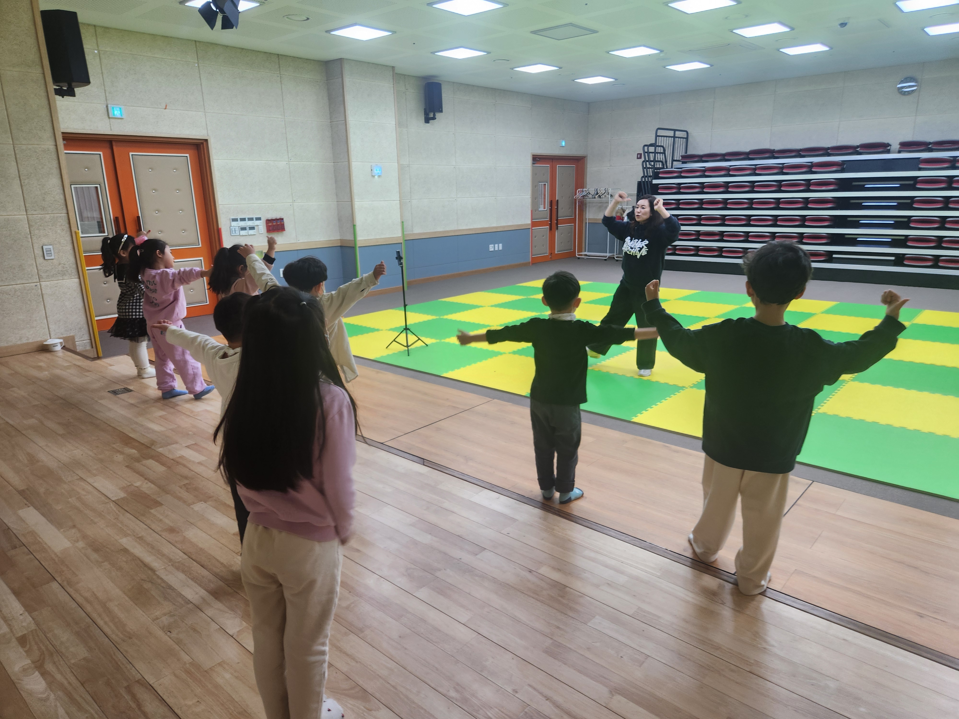 2025.12.3.[ LET'S DANCE]-앤시티 위시 